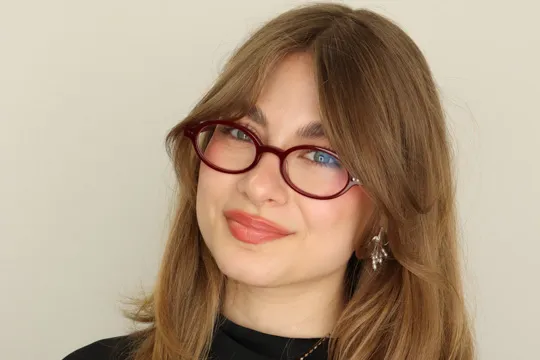 Headshot of Ruby Queen.