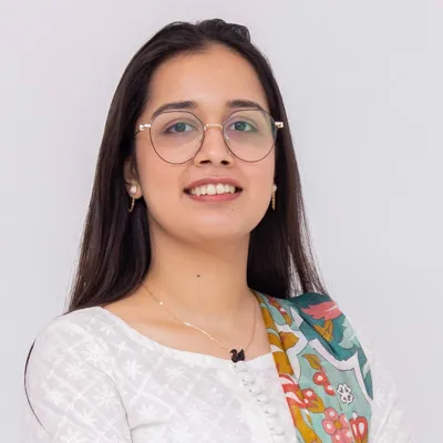 Headshot of Shameen Fatima.